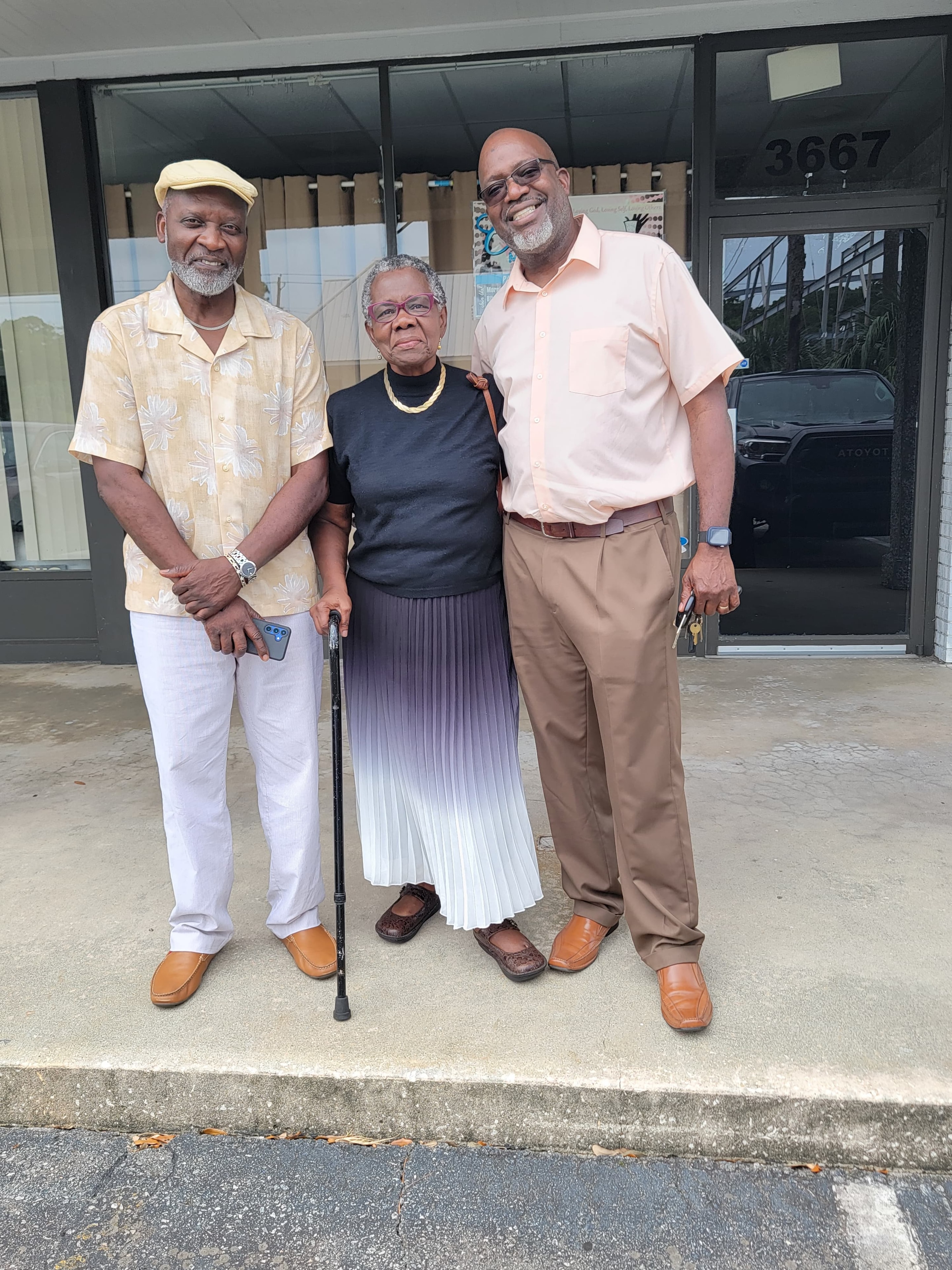 Choice Ministries Brunswick – three members outside the church at 3667 Altama Avenue